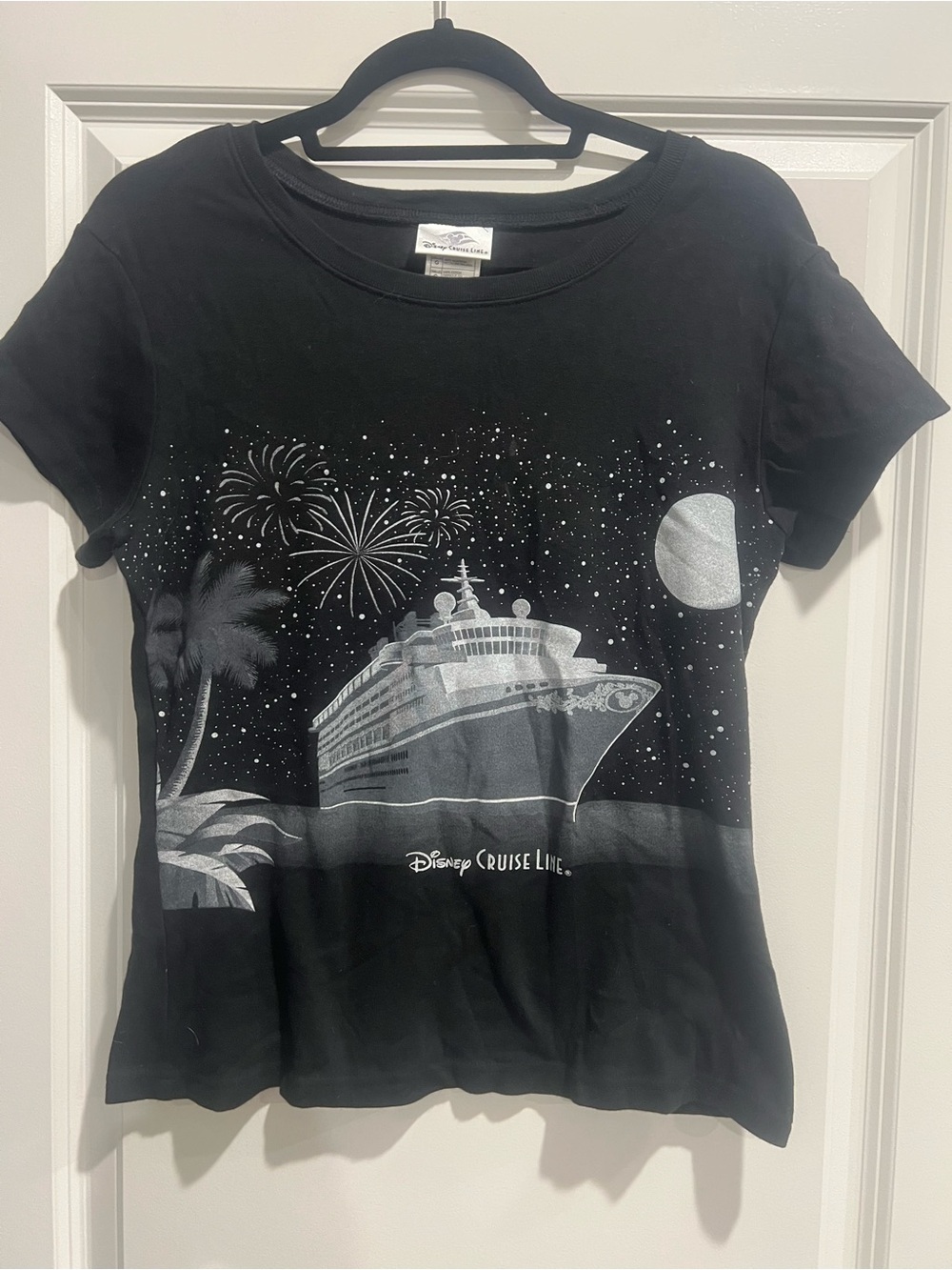 Disney Cruise Line Black Graphic Tee